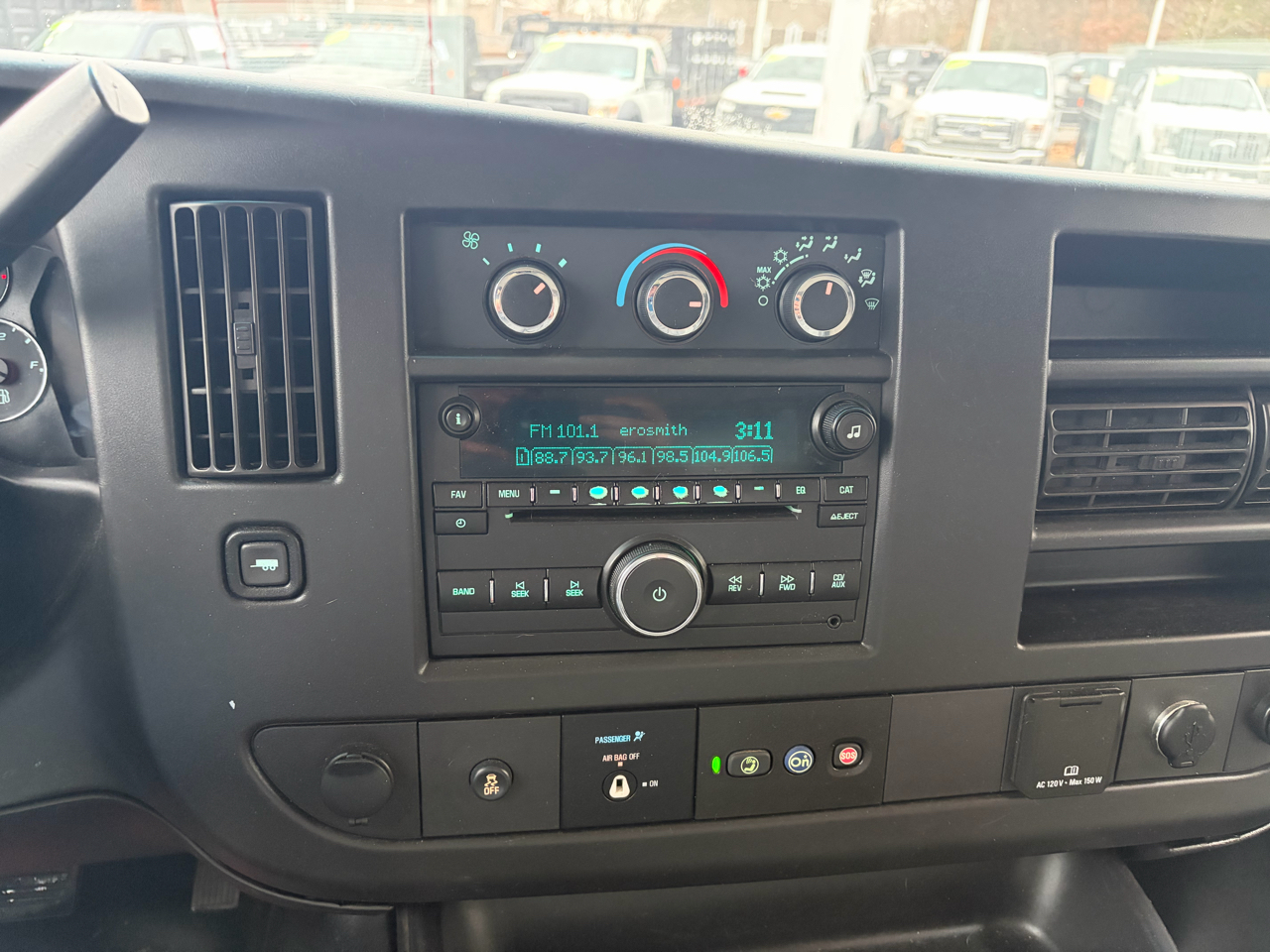 Chevrolet Express Commercial Cutaway  2019