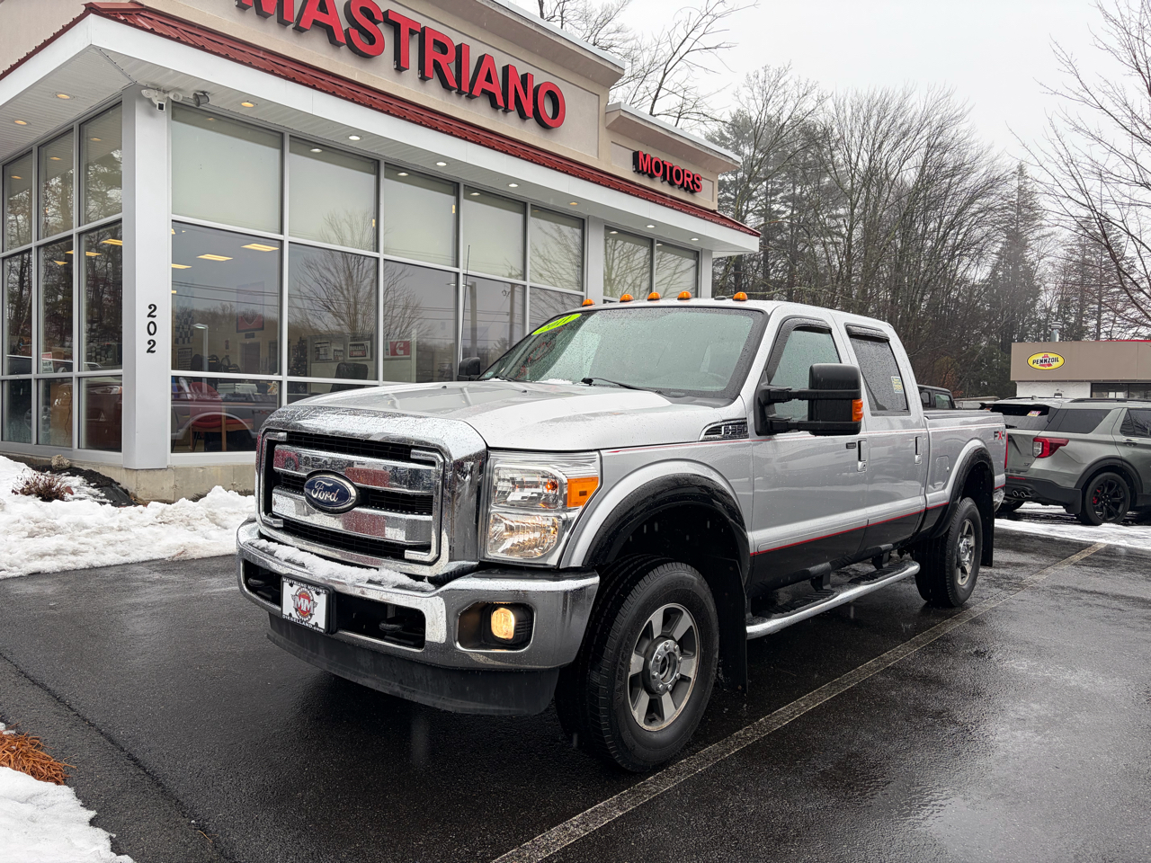 Ford Super Duty F-350 SRW  2011