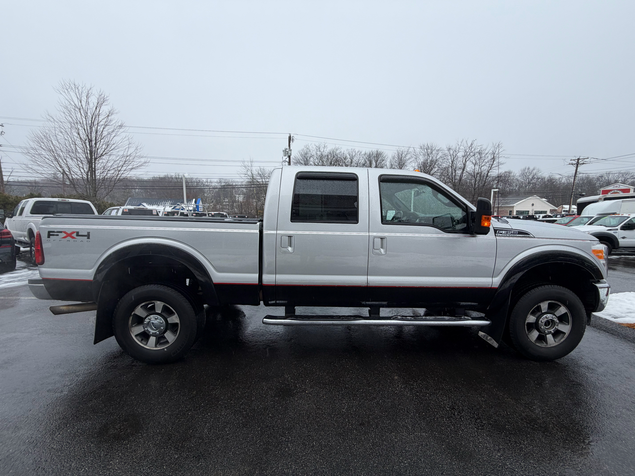 Ford Super Duty F-350 SRW  2011