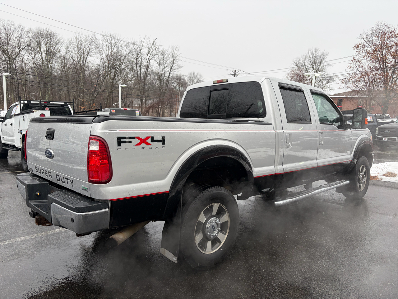 Ford Super Duty F-350 SRW  2011