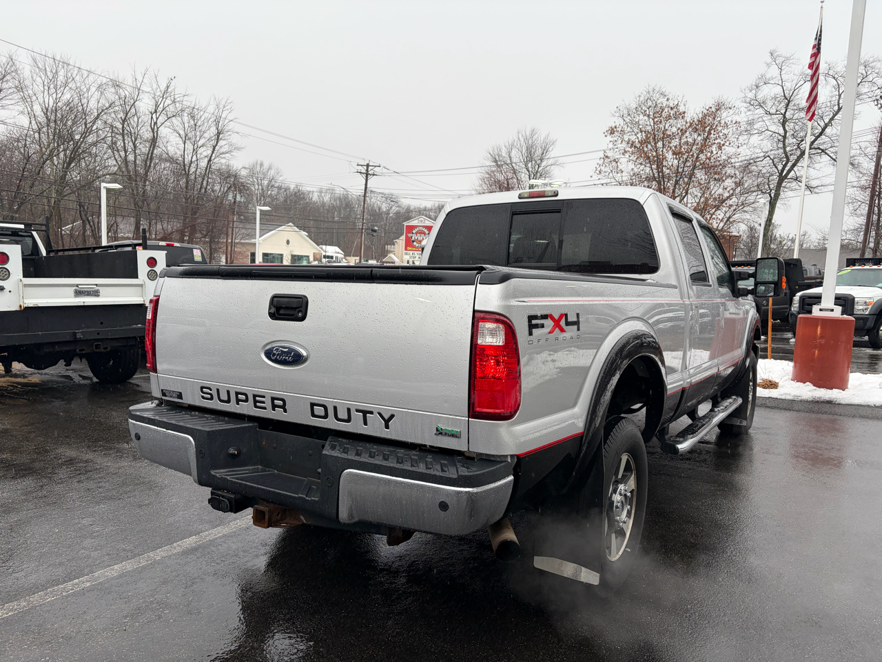 Ford Super Duty F-350 SRW  2011