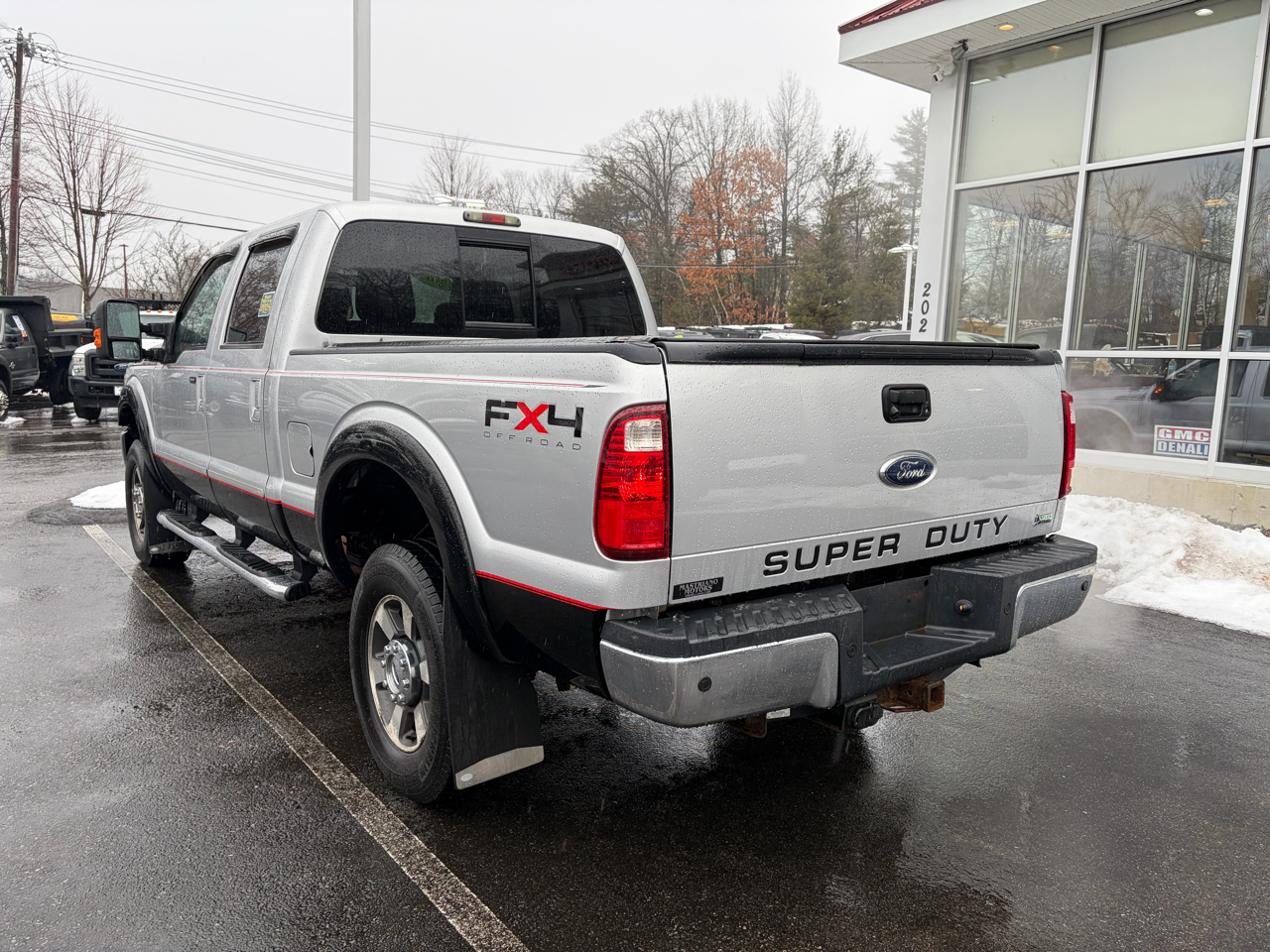 Ford Super Duty F-350 SRW  2011