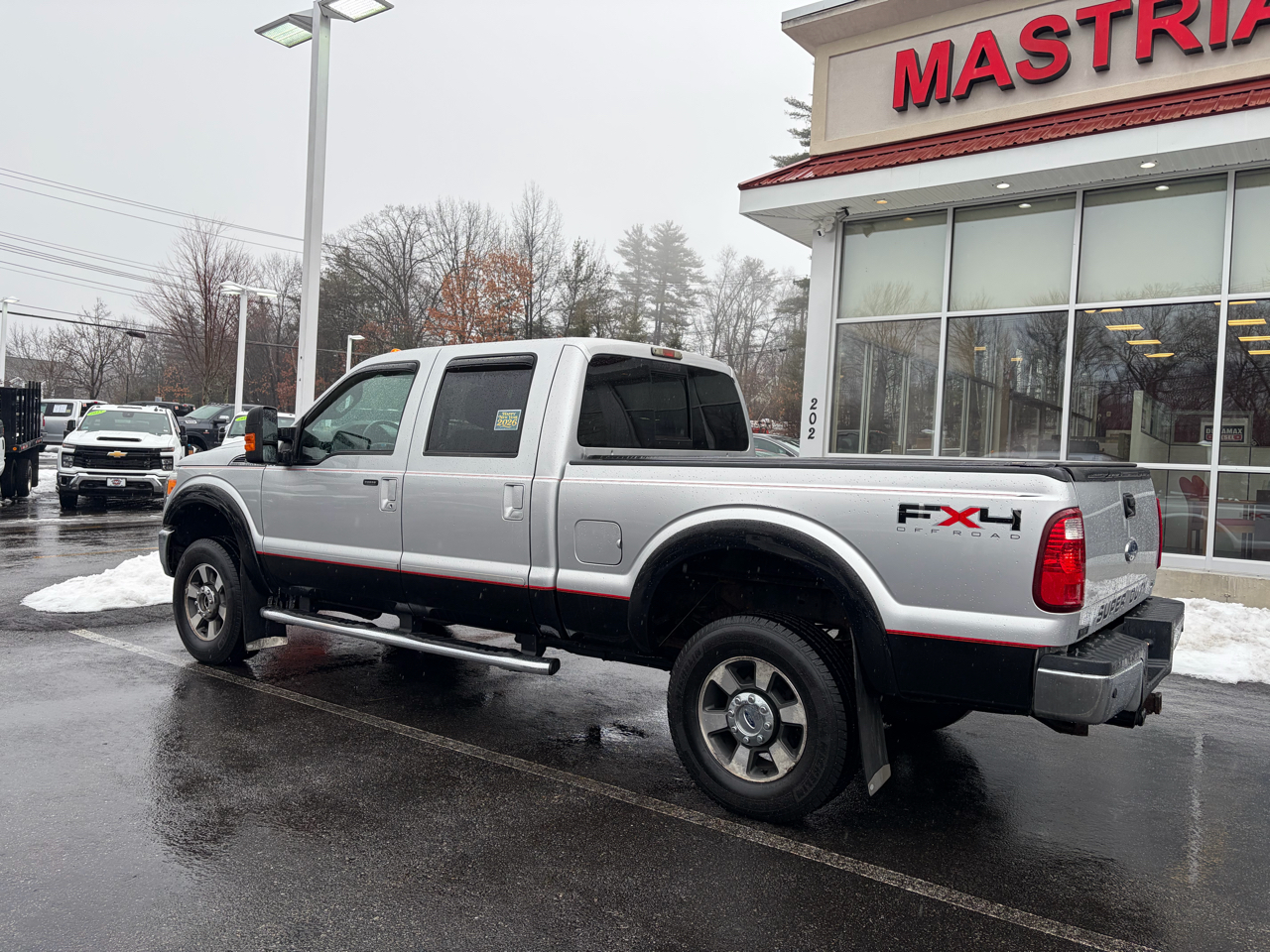 Ford Super Duty F-350 SRW  2011