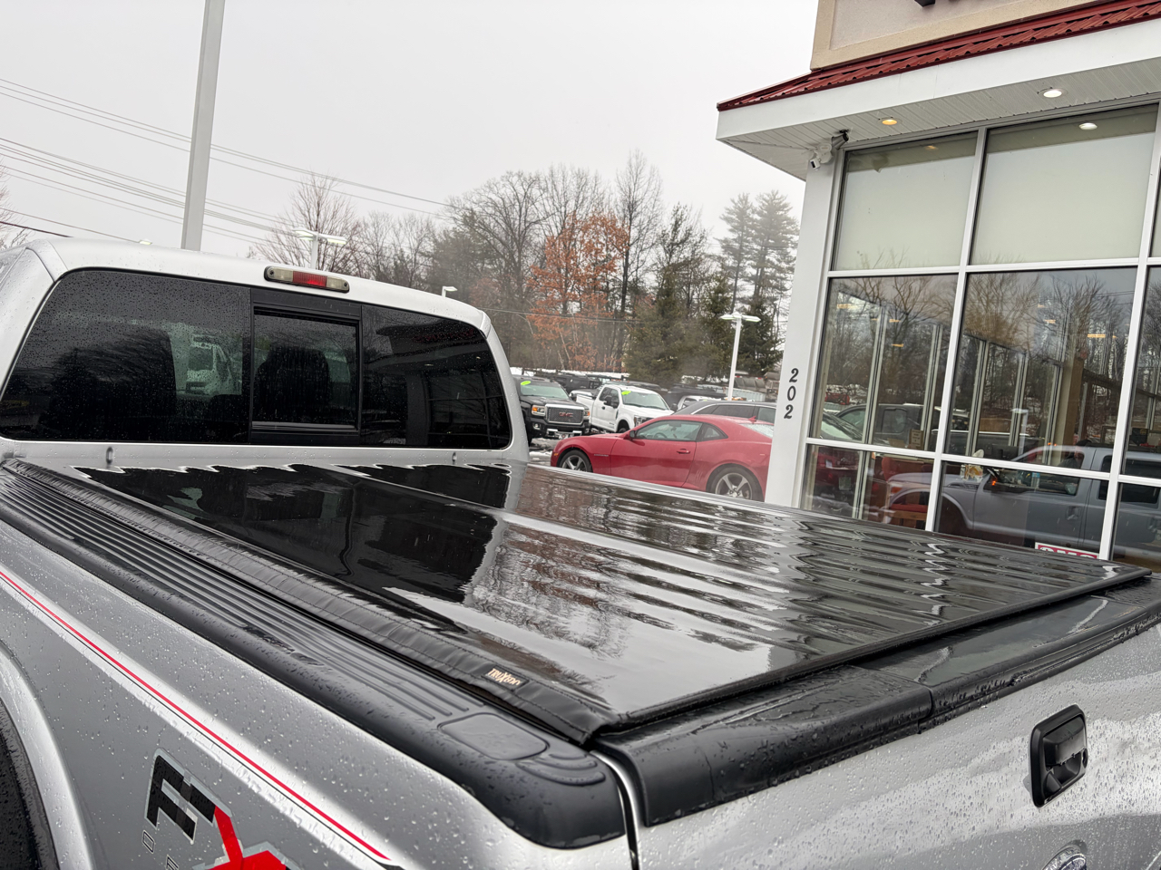 Ford Super Duty F-350 SRW  2011