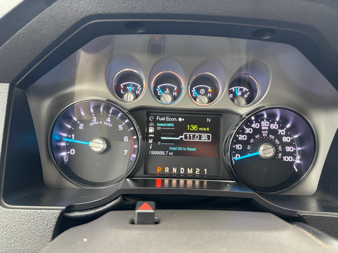 Ford Super Duty F-350 SRW  2011