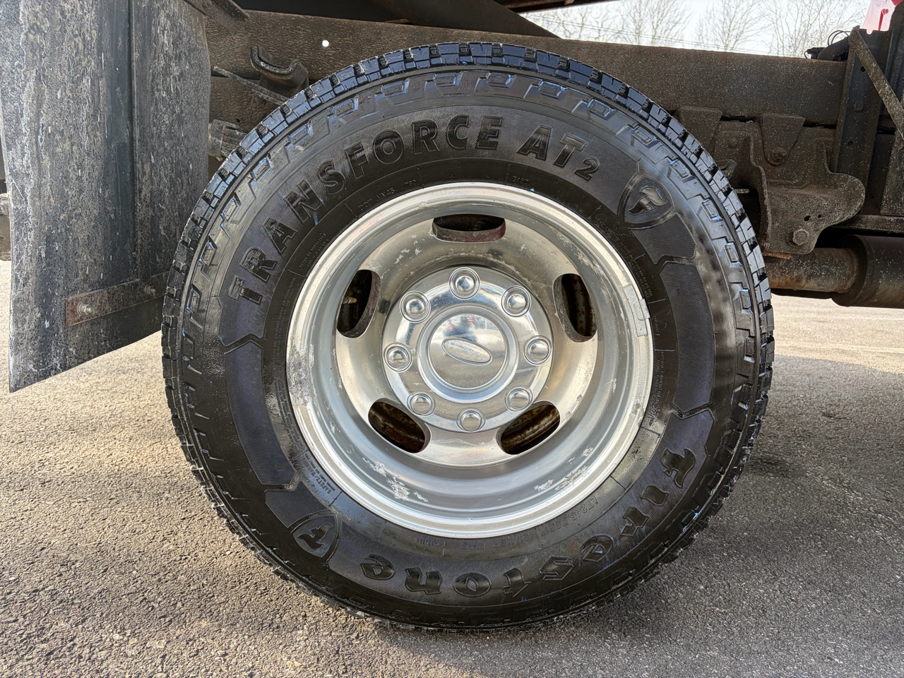 Ford Super Duty F-350 DRW  2013