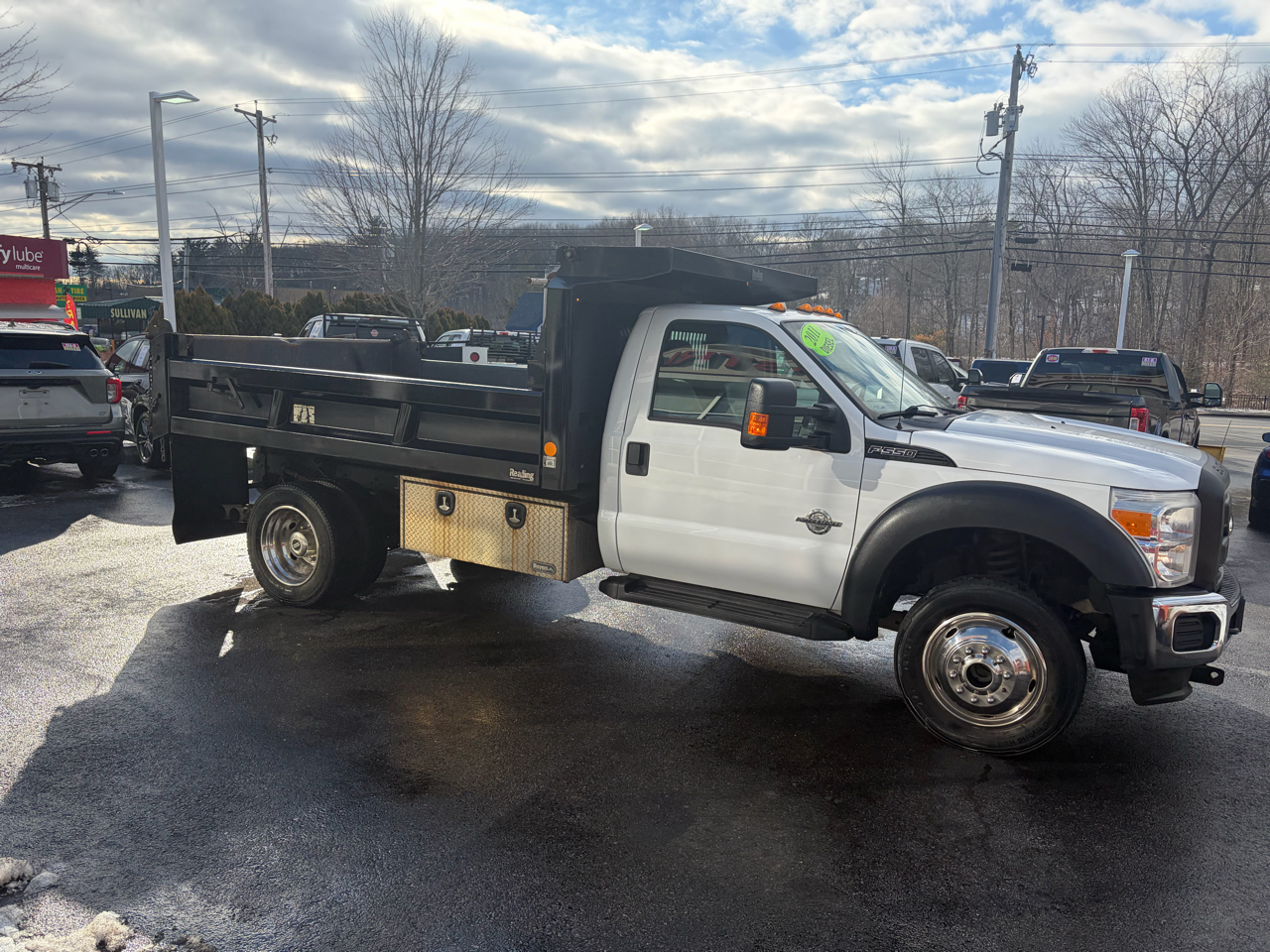 Ford Super Duty F-550 DRW  2011