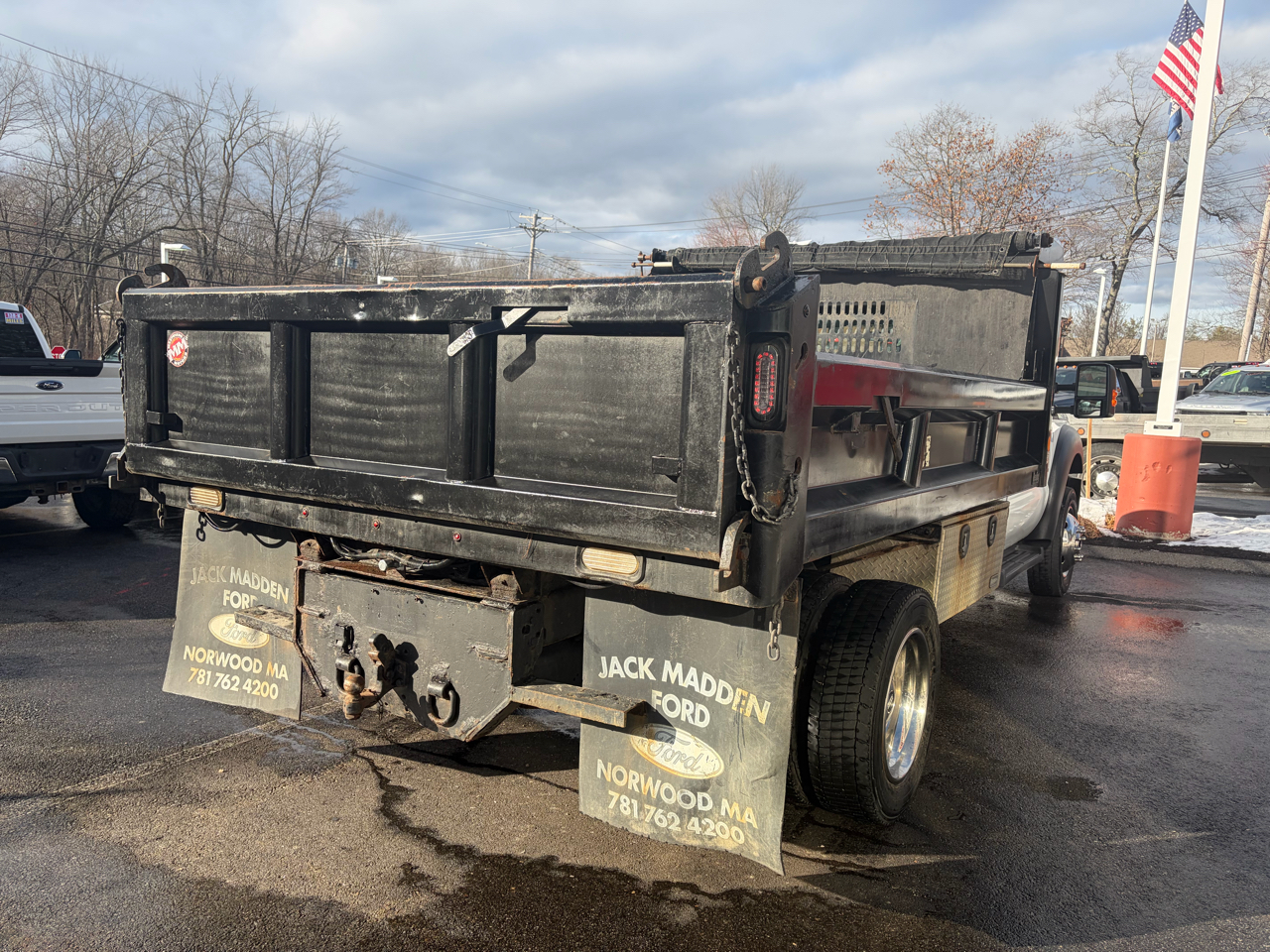 Ford Super Duty F-550 DRW  2011