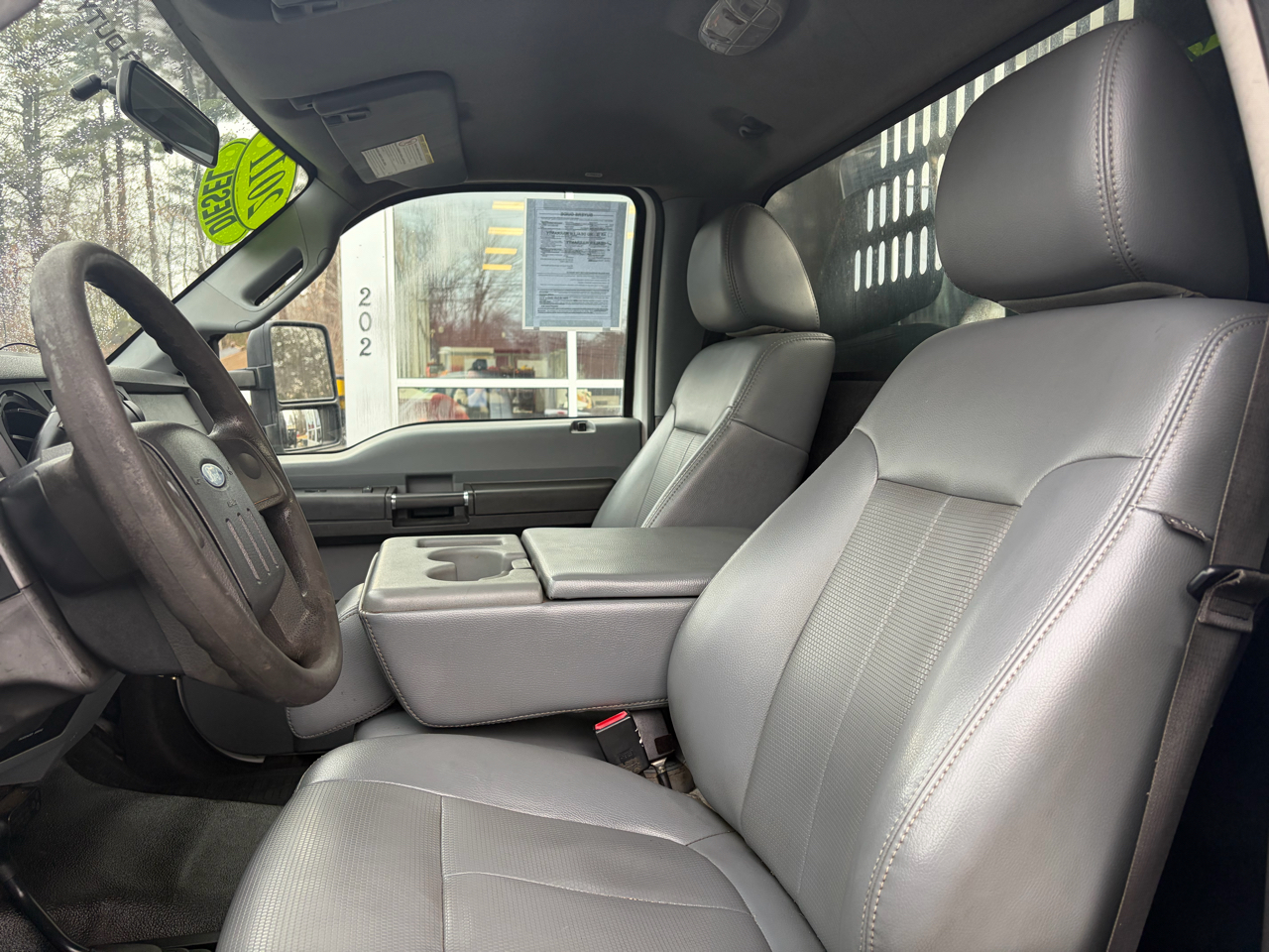 Ford Super Duty F-550 DRW  2011