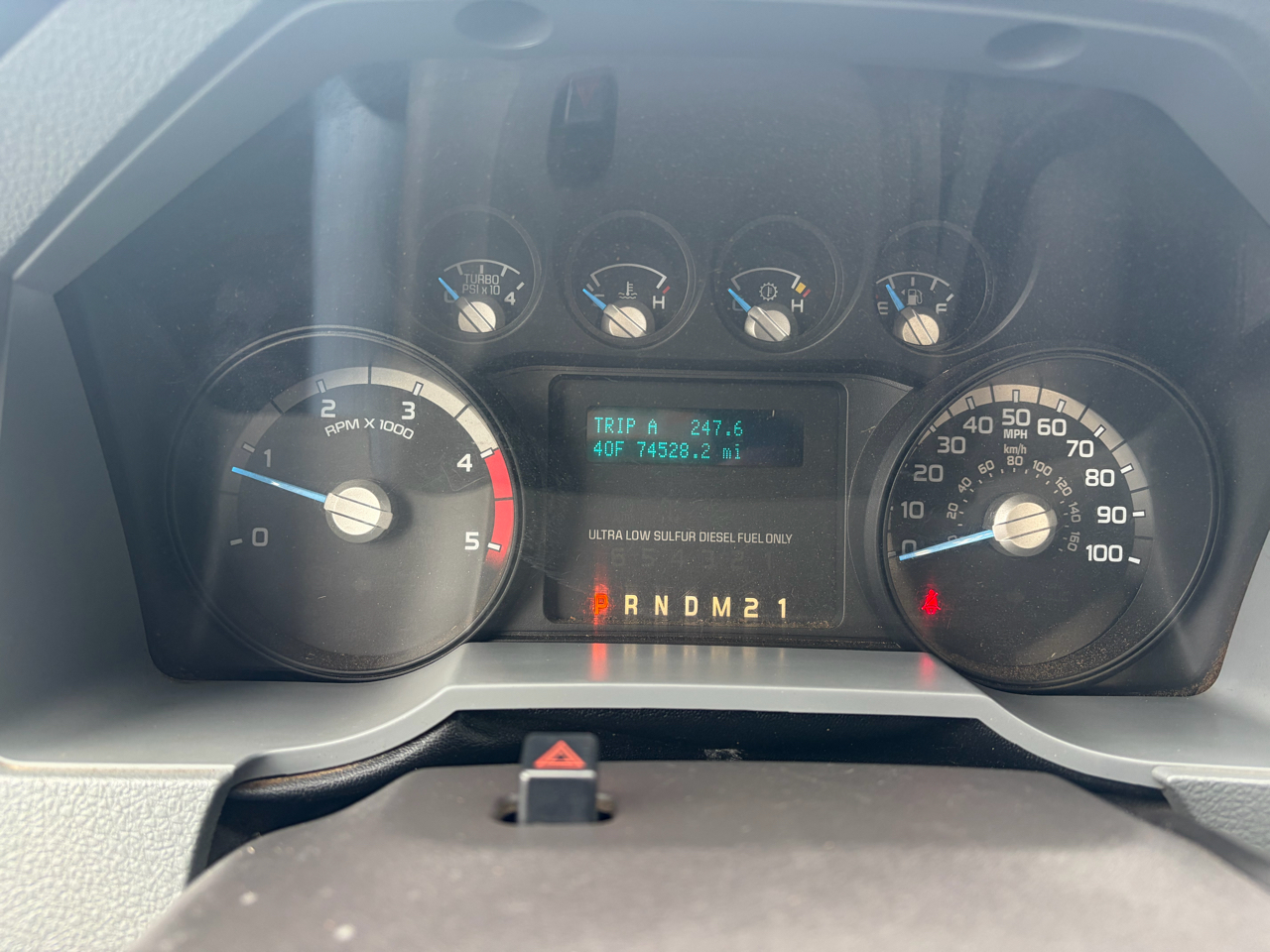 Ford Super Duty F-550 DRW  2011