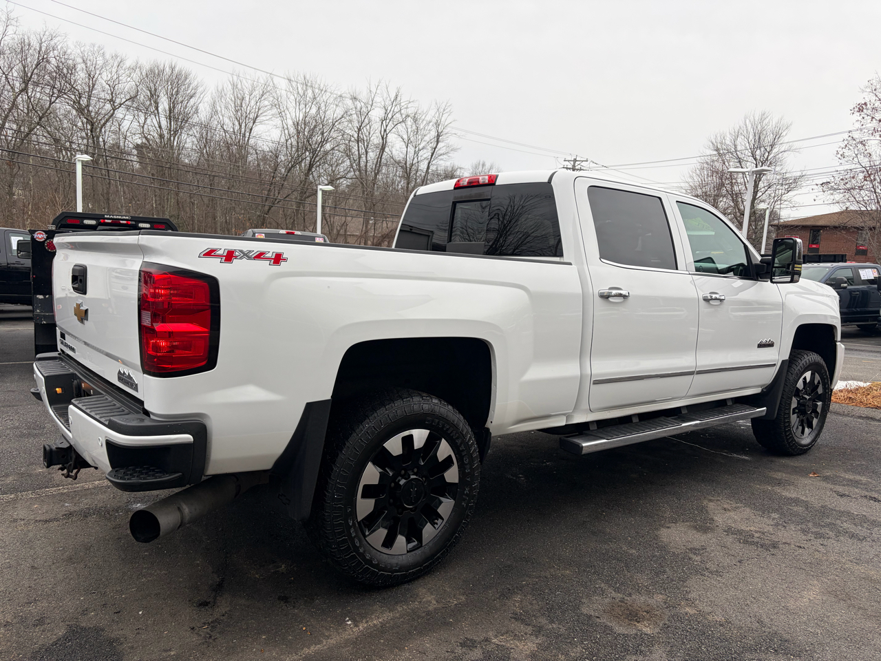 Chevrolet Silverado 2500HD Built After Aug 14  2015