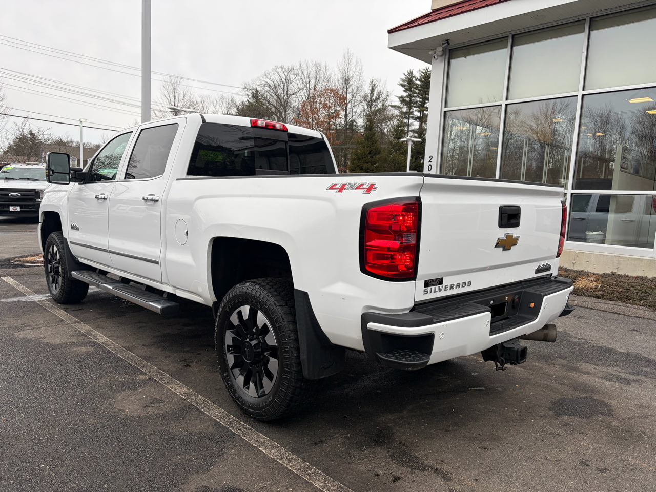 Chevrolet Silverado 2500HD Built After Aug 14  2015