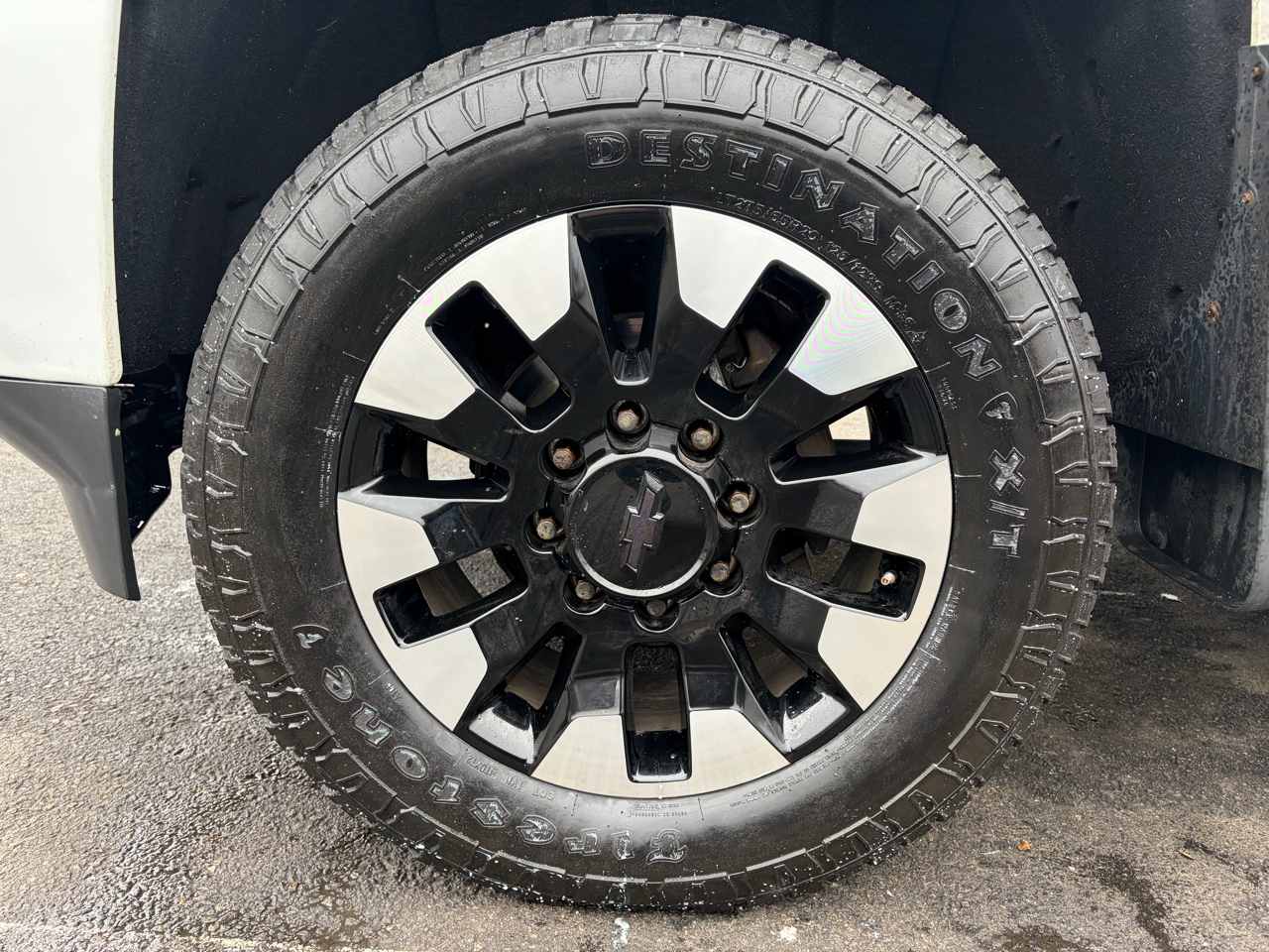 Chevrolet Silverado 2500HD Built After Aug 14  2015