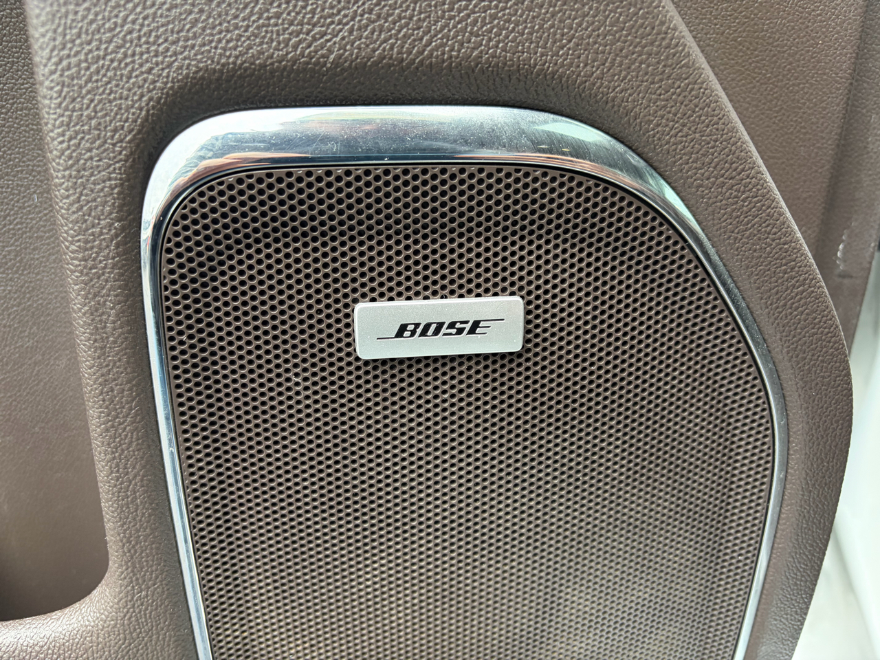 Chevrolet Silverado 2500HD Built After Aug 14  2015