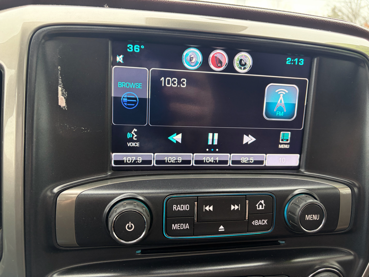 Chevrolet Silverado 2500HD Built After Aug 14  2015