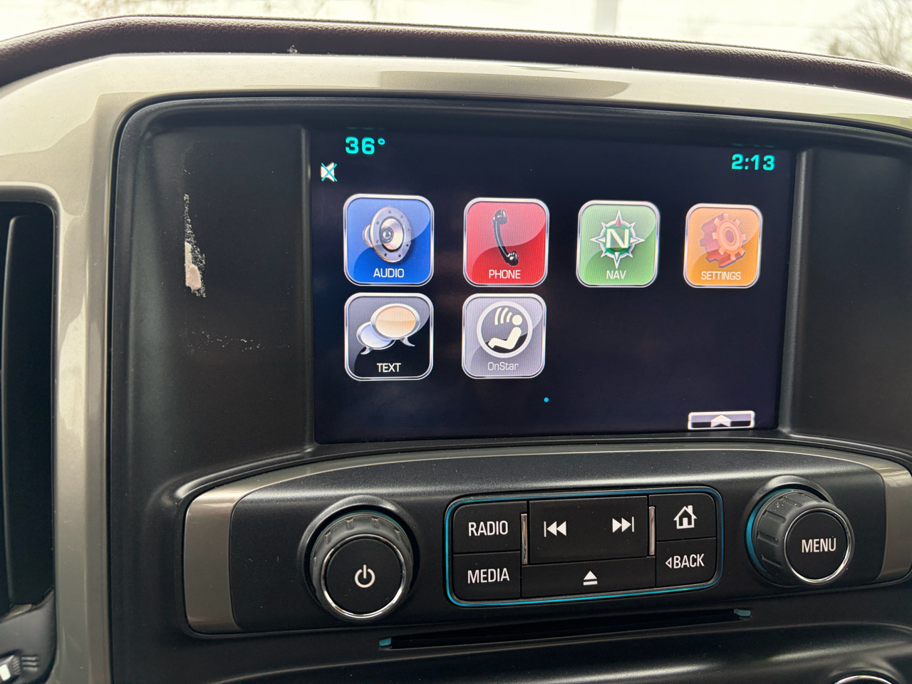 Chevrolet Silverado 2500HD Built After Aug 14  2015