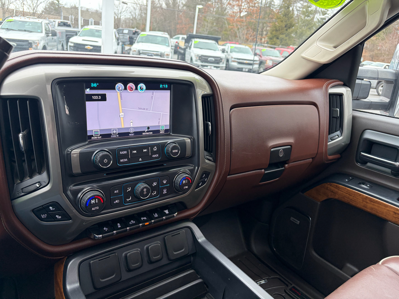 Chevrolet Silverado 2500HD Built After Aug 14  2015