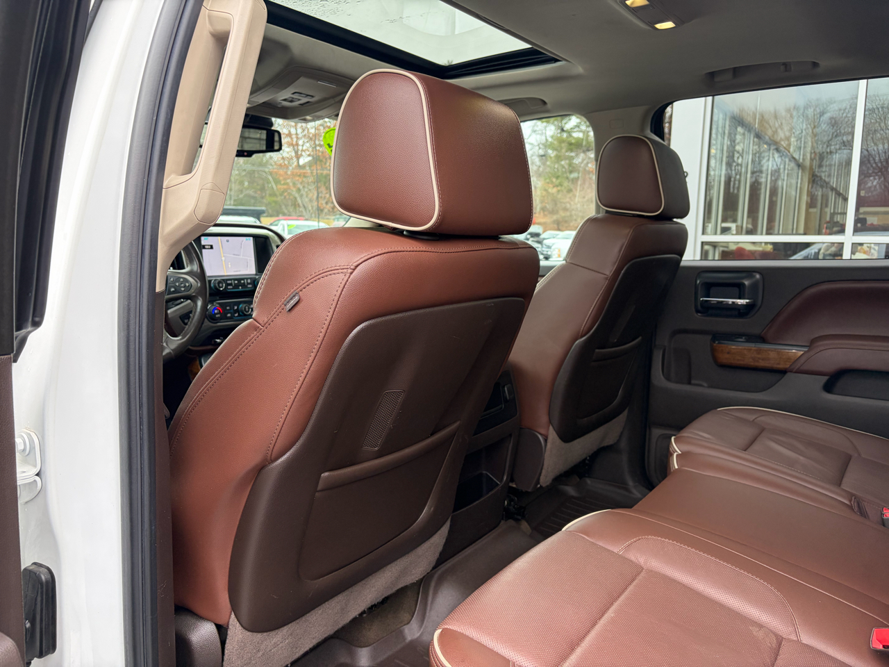 Chevrolet Silverado 2500HD Built After Aug 14  2015