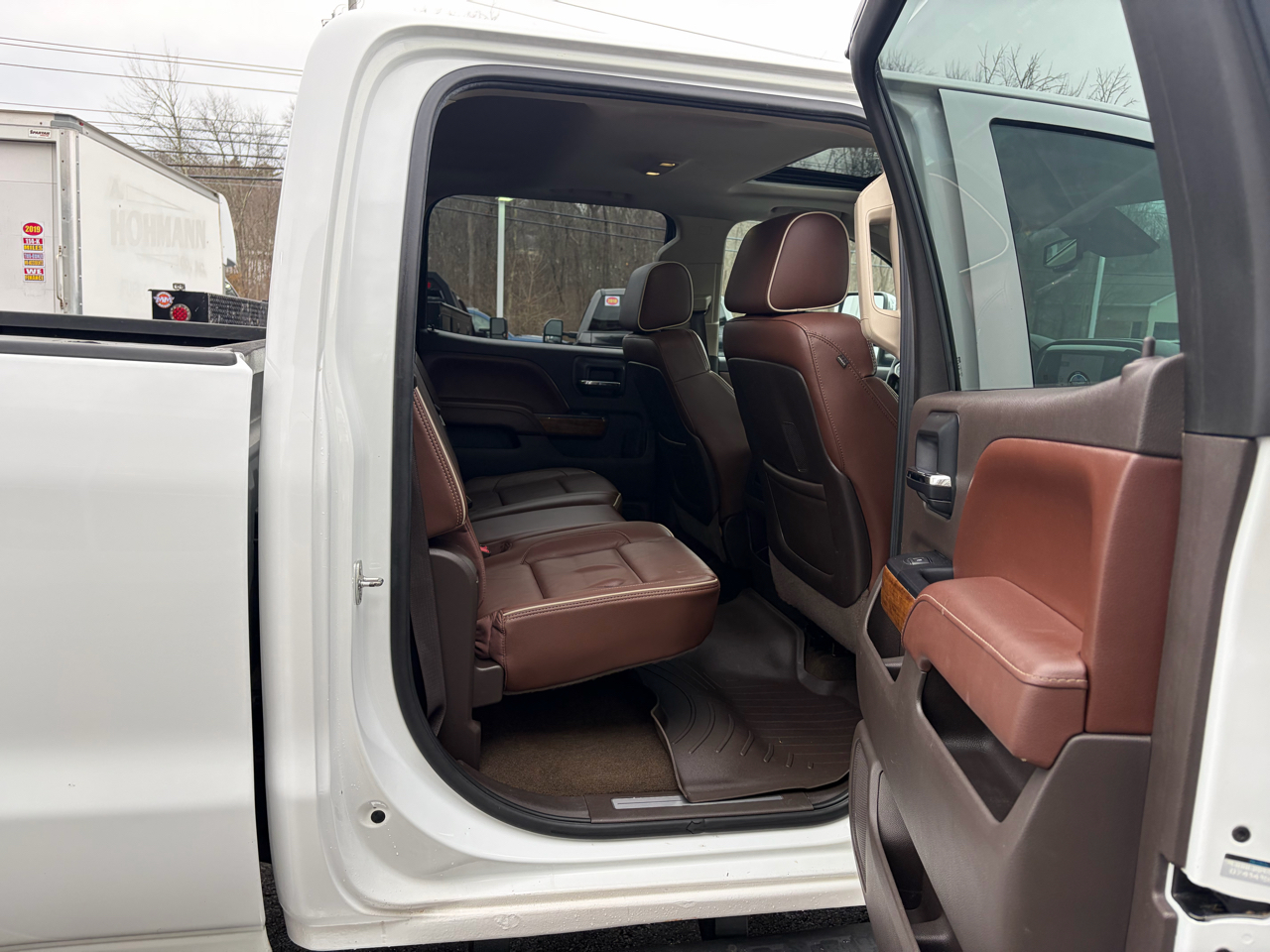 Chevrolet Silverado 2500HD Built After Aug 14  2015