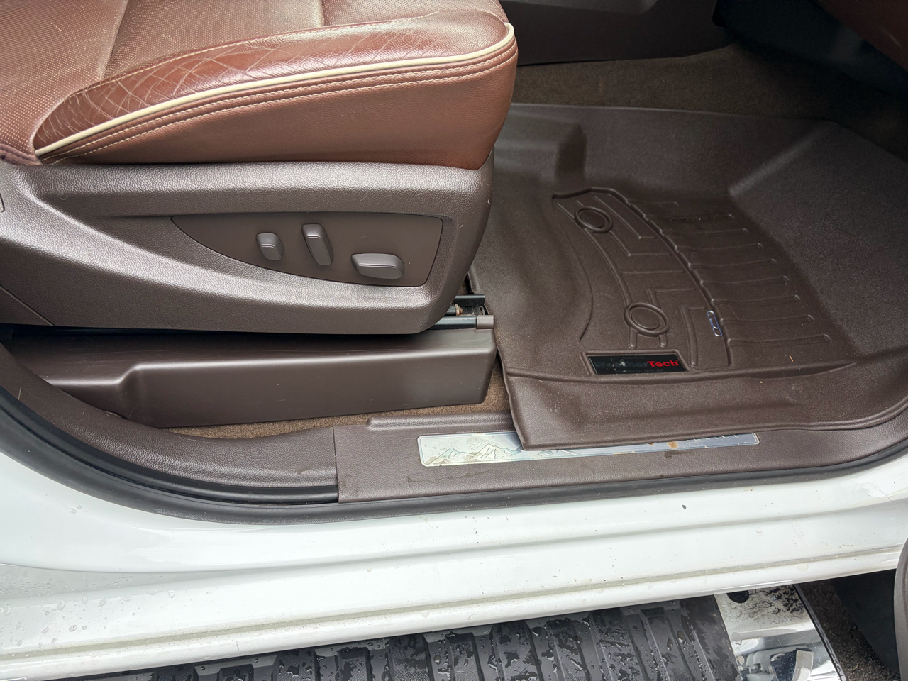 Chevrolet Silverado 2500HD Built After Aug 14  2015