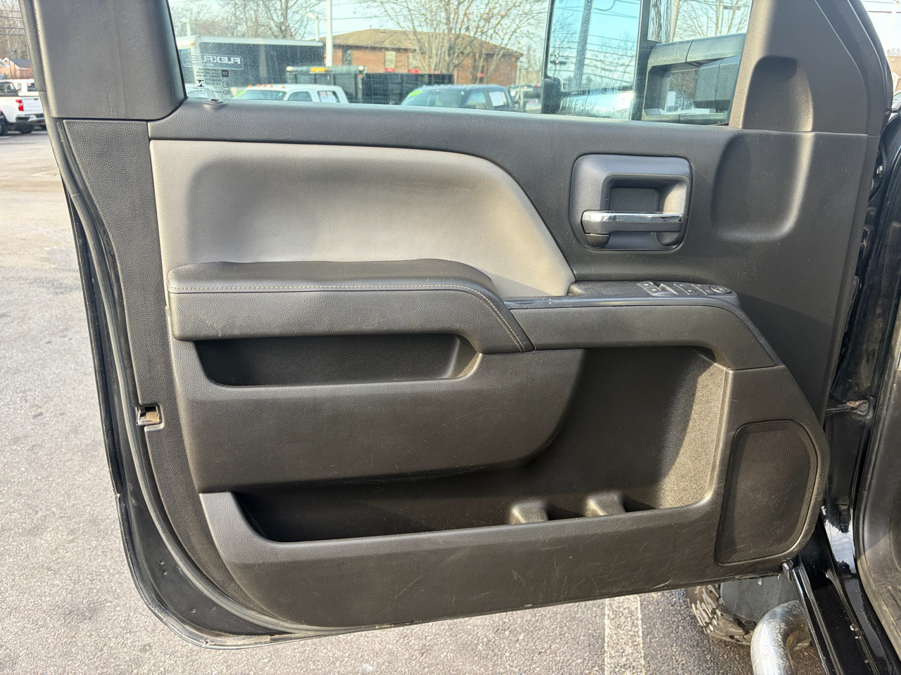 Chevrolet Silverado 2500HD Built After Aug 14  2015