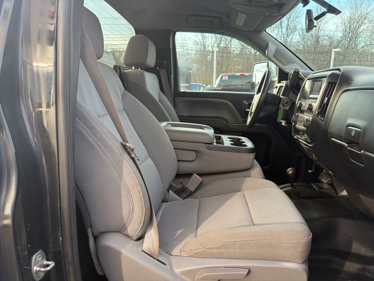 Chevrolet Silverado 2500HD Built After Aug 14  2015