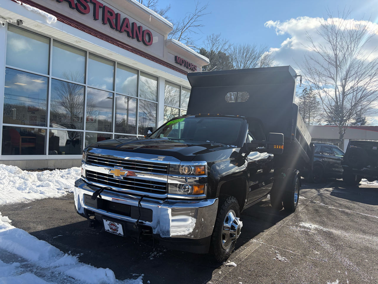 Chevrolet Silverado 3500HD Built After Aug 14  2015