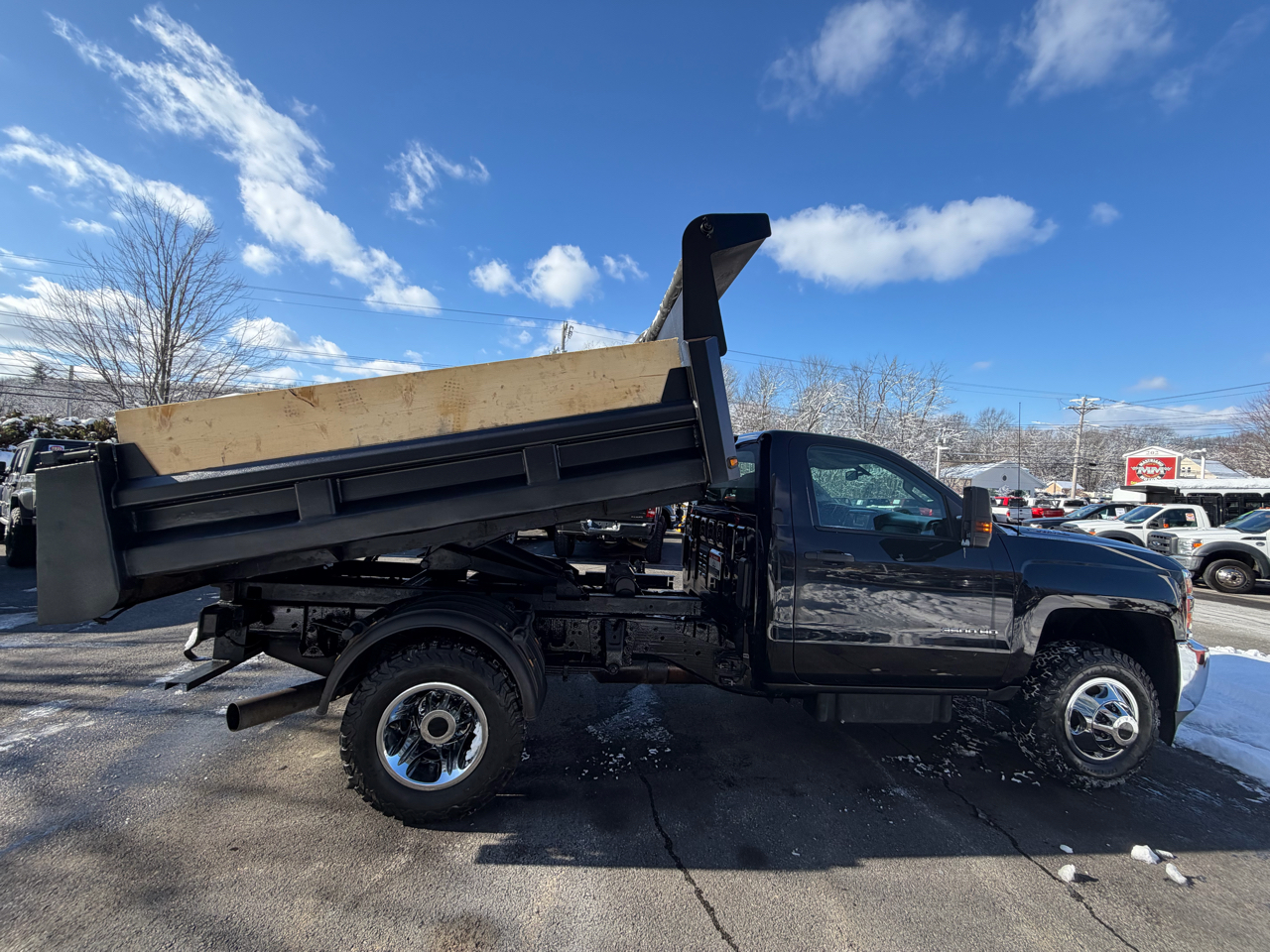 Chevrolet Silverado 3500HD Built After Aug 14  2015
