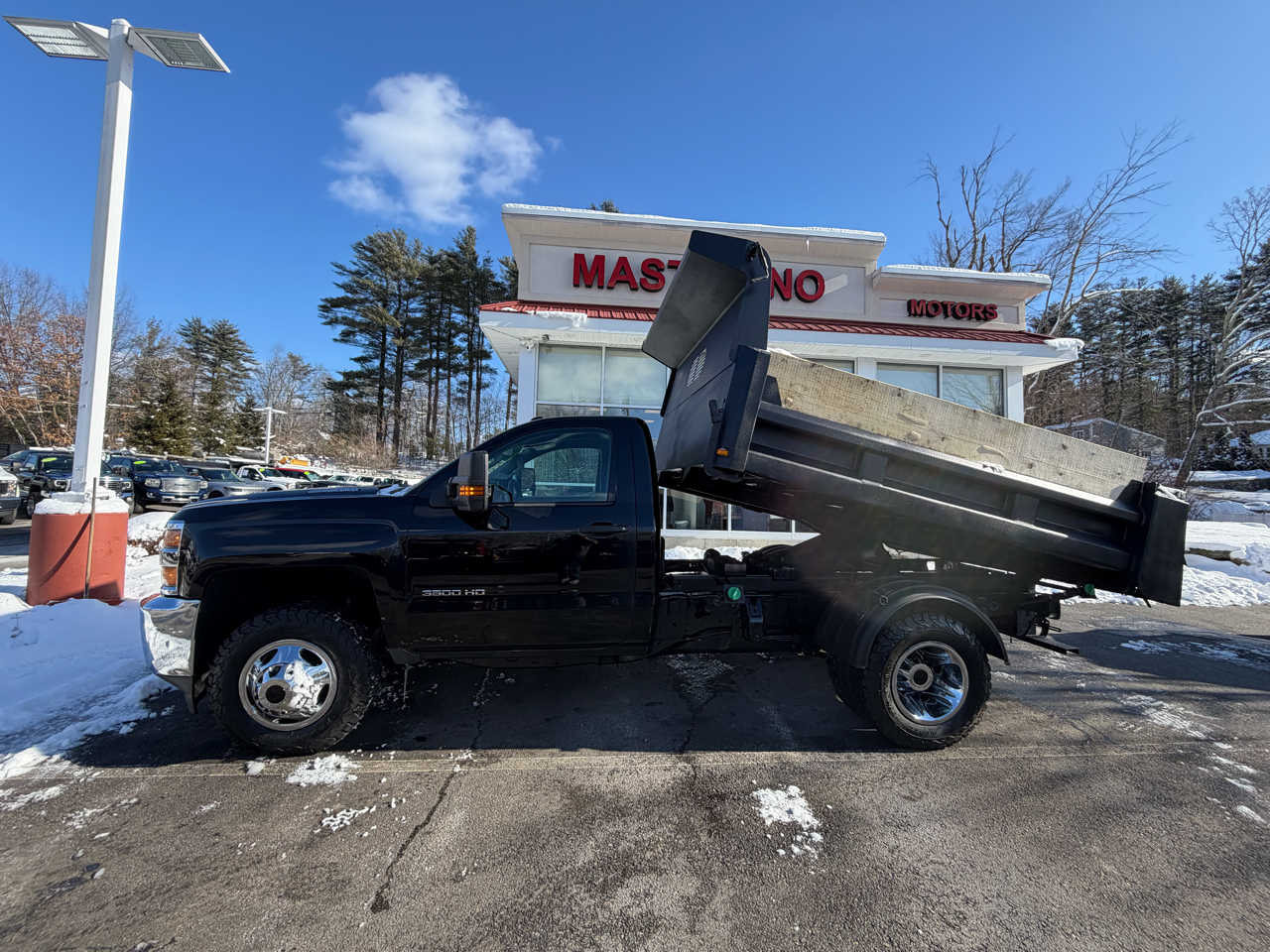 Chevrolet Silverado 3500HD Built After Aug 14  2015