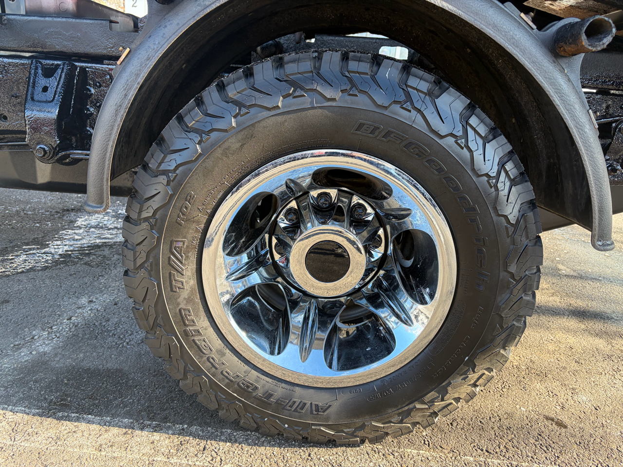 Chevrolet Silverado 3500HD Built After Aug 14  2015