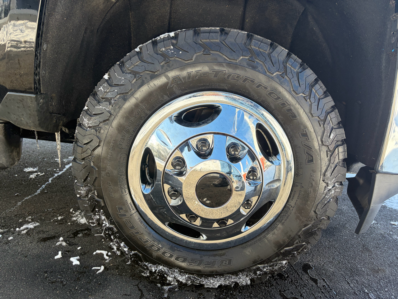 Chevrolet Silverado 3500HD Built After Aug 14  2015