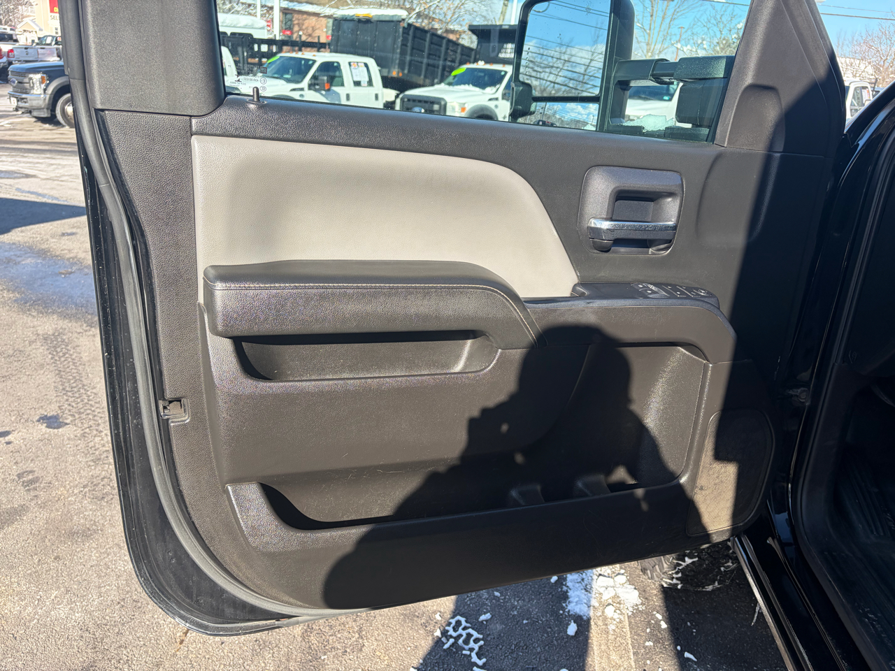 Chevrolet Silverado 3500HD Built After Aug 14  2015