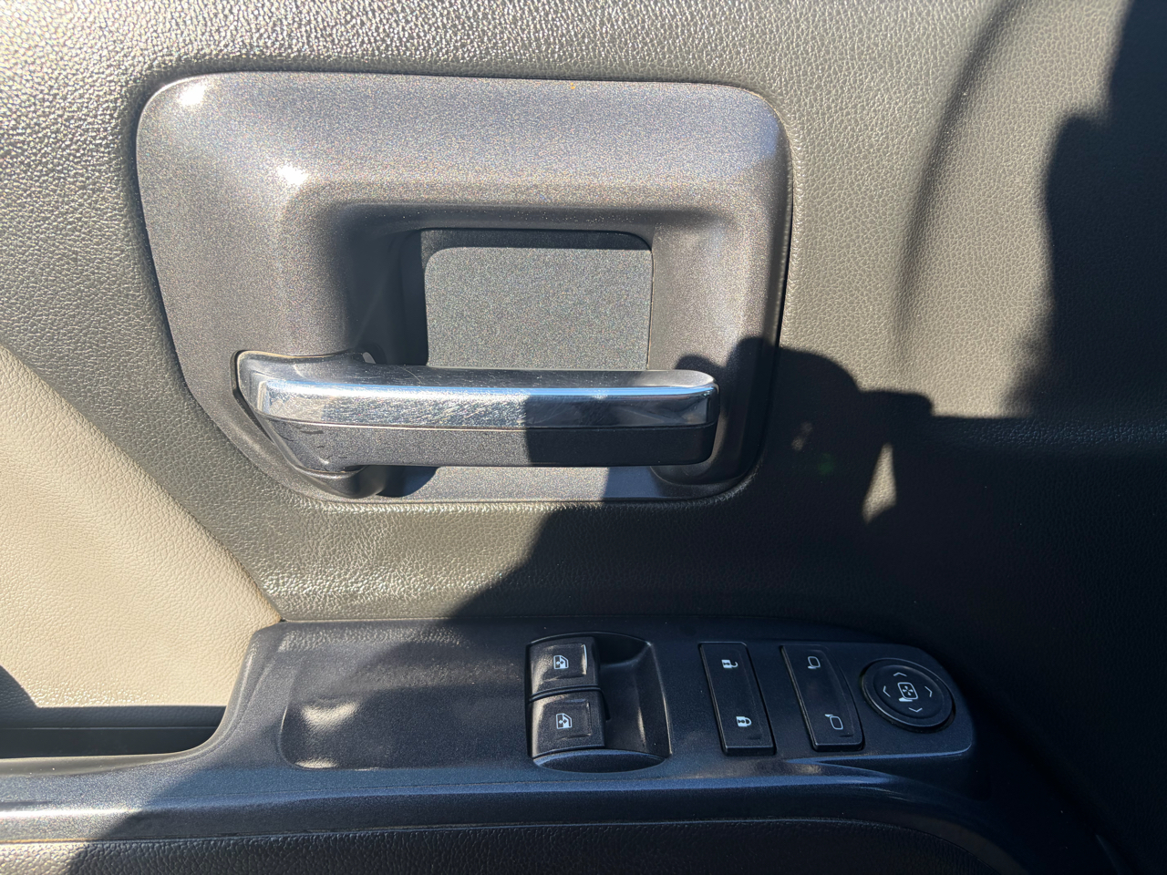 Chevrolet Silverado 3500HD Built After Aug 14  2015