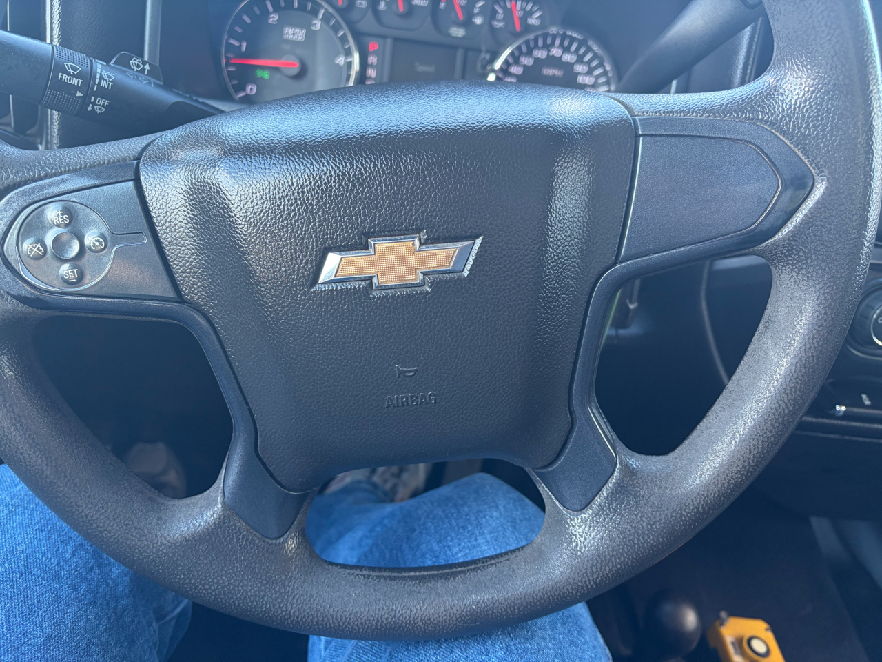 Chevrolet Silverado 3500HD Built After Aug 14  2015