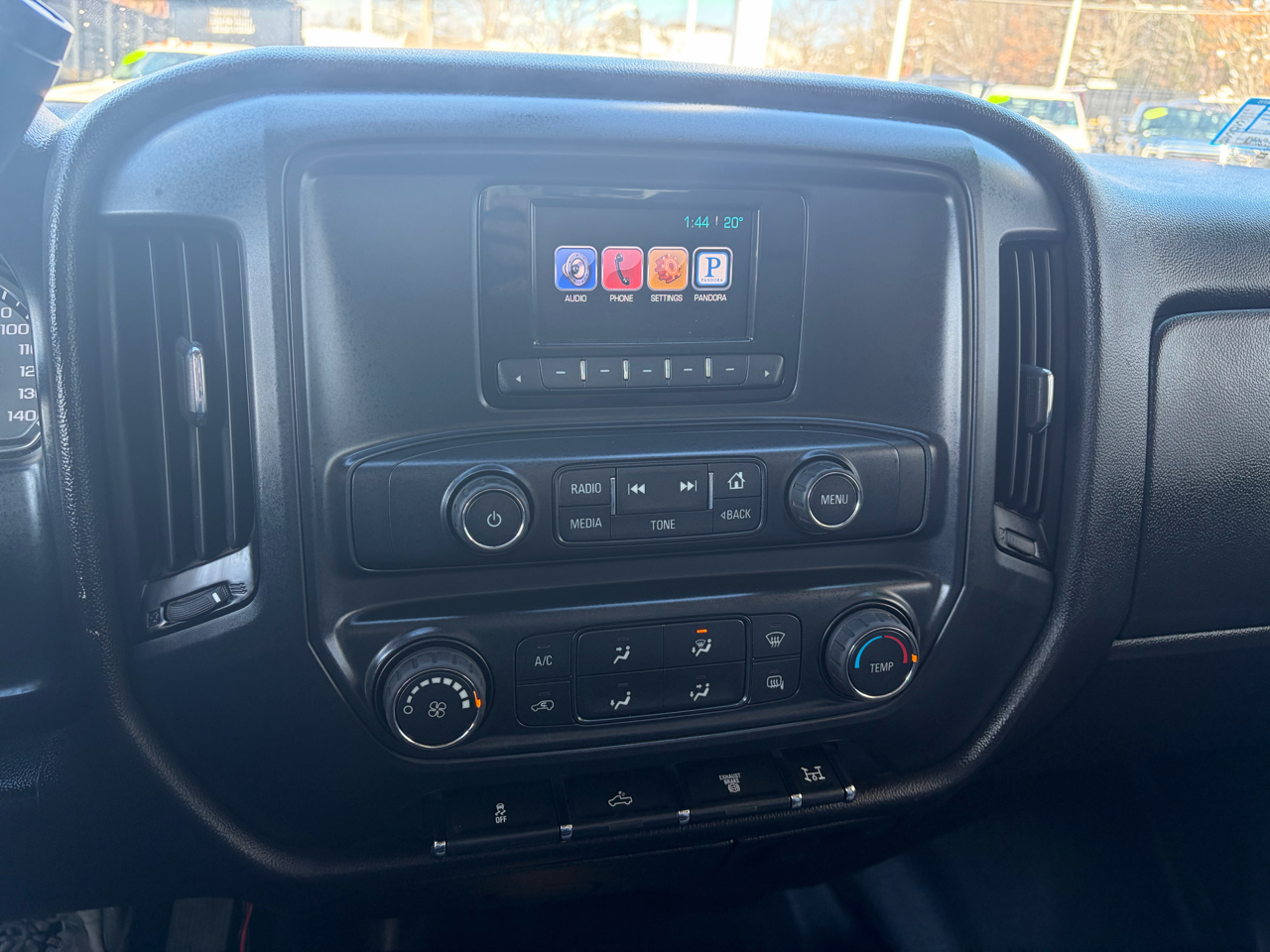 Chevrolet Silverado 3500HD Built After Aug 14  2015