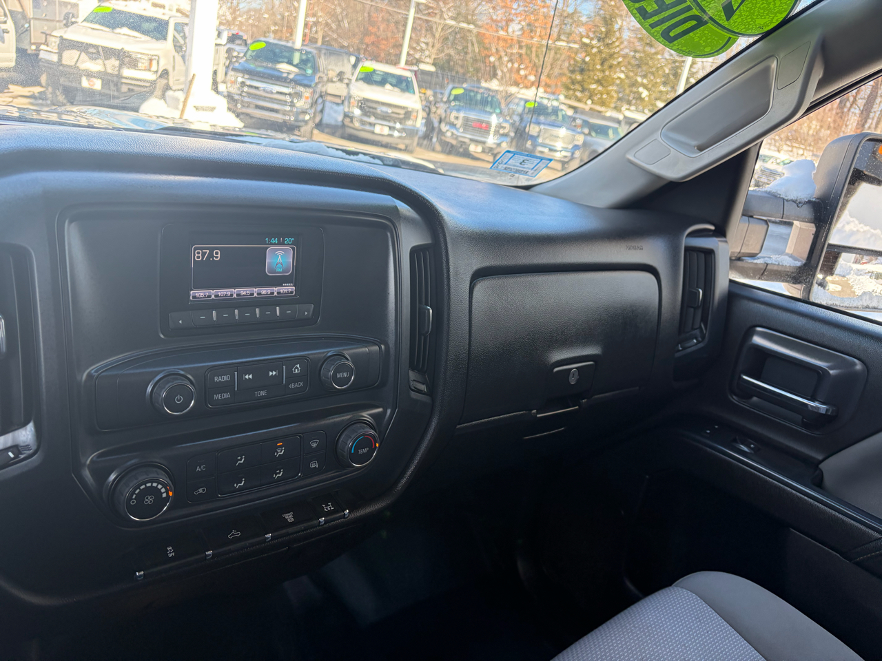 Chevrolet Silverado 3500HD Built After Aug 14  2015