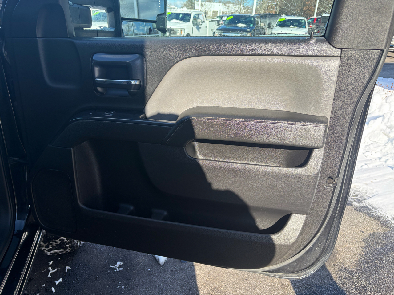 Chevrolet Silverado 3500HD Built After Aug 14  2015