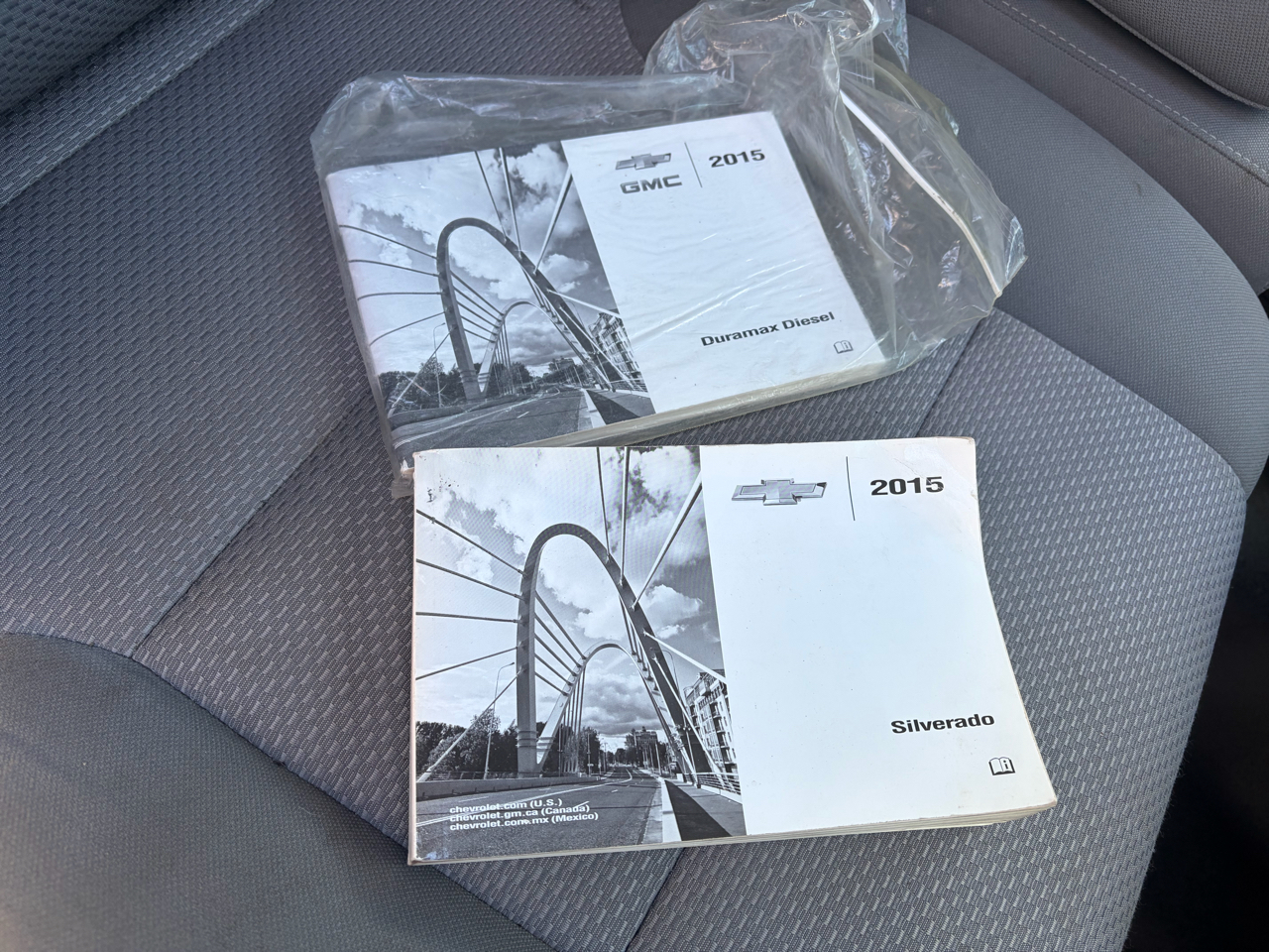 Chevrolet Silverado 3500HD Built After Aug 14  2015