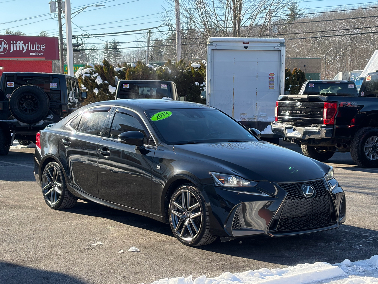 Lexus IS  2018