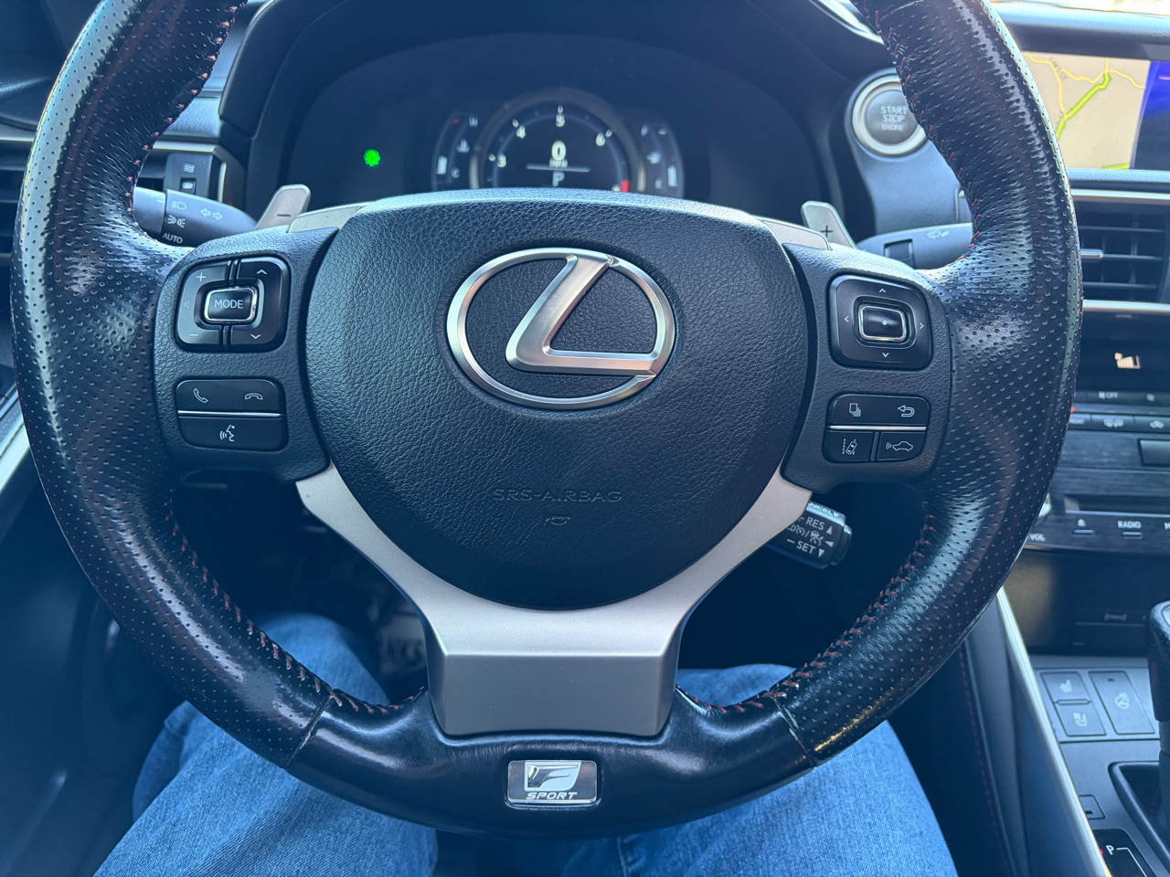 Lexus IS  2018