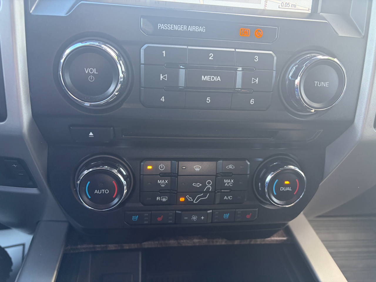 Ford Super Duty F-350 SRW  2018