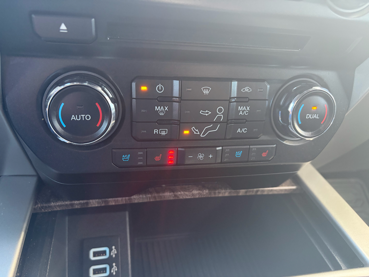 Ford Super Duty F-350 SRW  2018