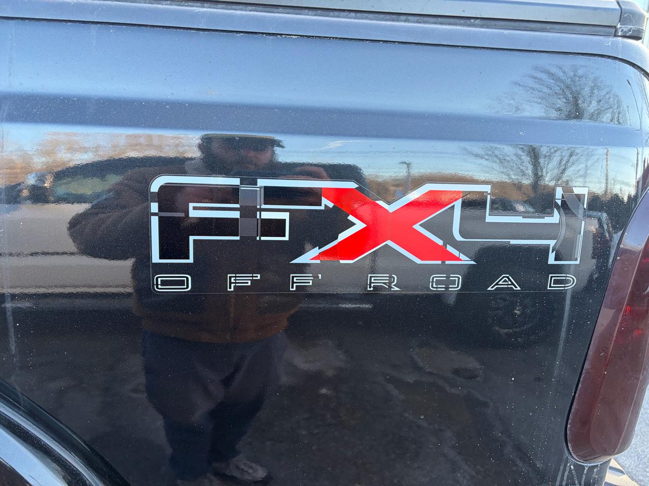 Ford Super Duty F-250 SRW  2011