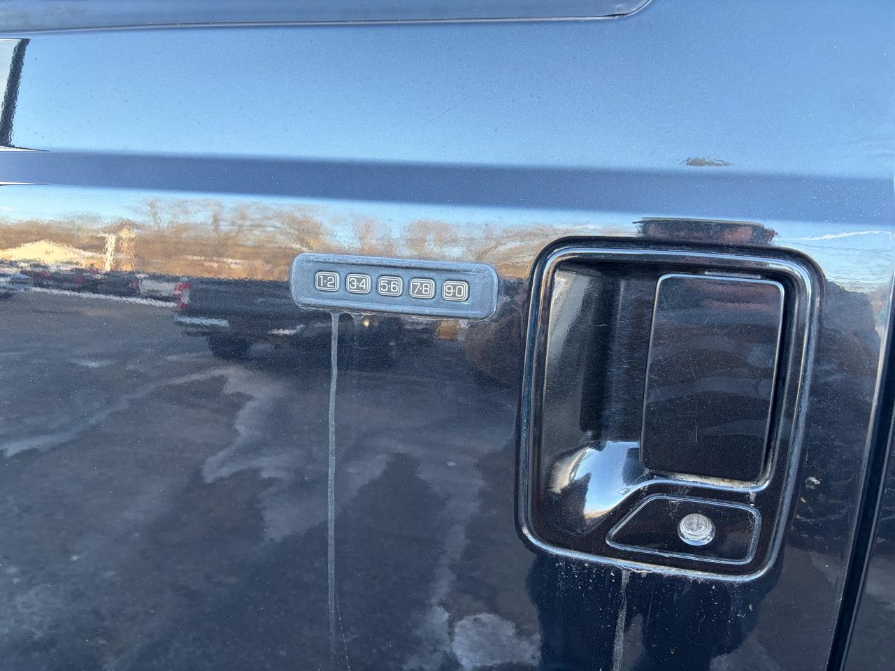 Ford Super Duty F-250 SRW  2011