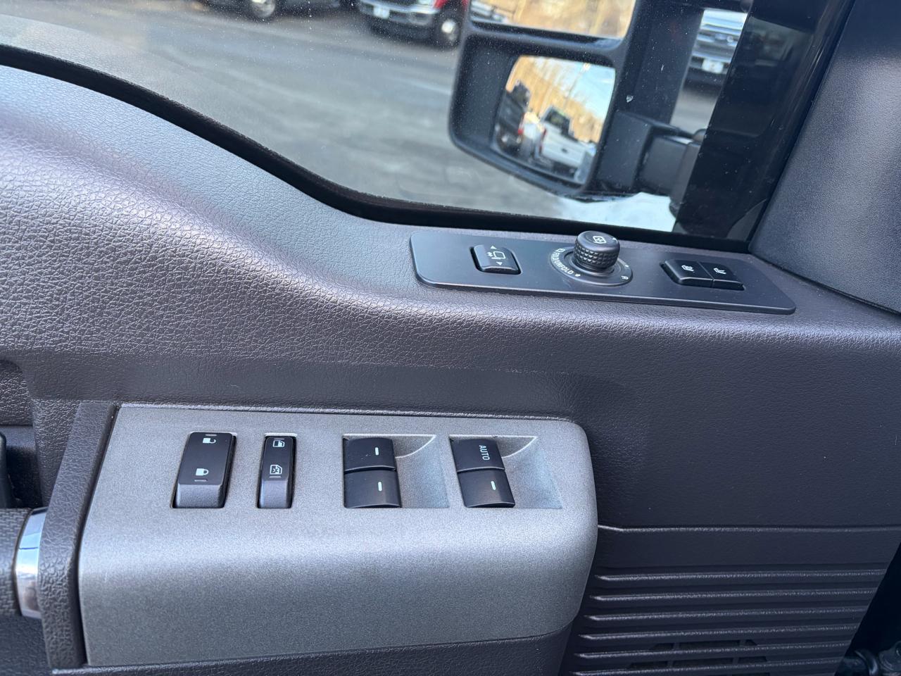 Ford Super Duty F-250 SRW  2011