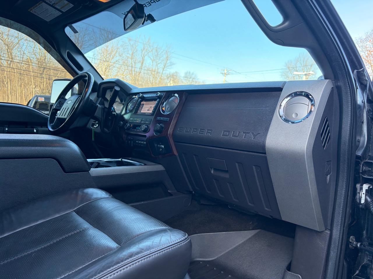 Ford Super Duty F-250 SRW  2011