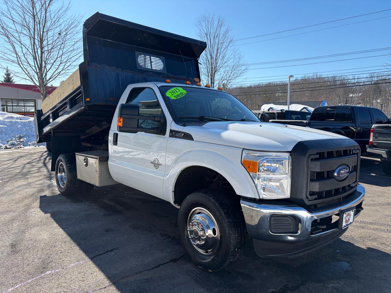 Ford Super Duty F-350 DRW  2015