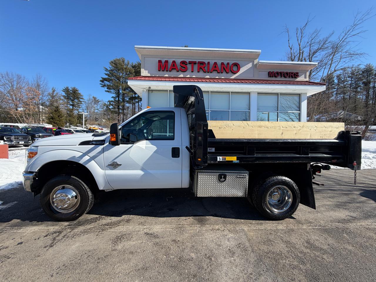 Ford Super Duty F-350 DRW  2015