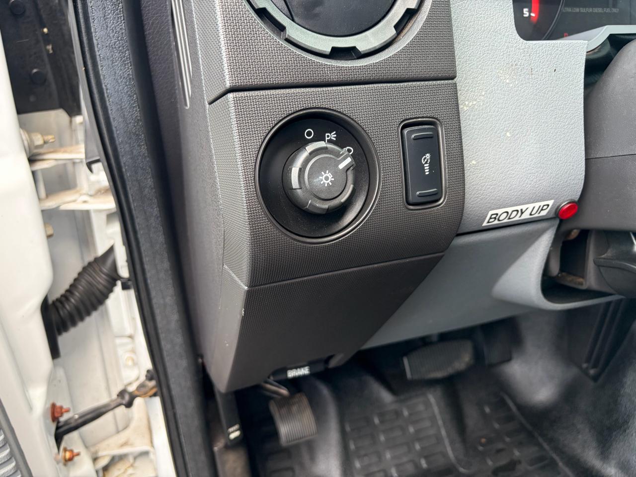 Ford Super Duty F-350 DRW  2015