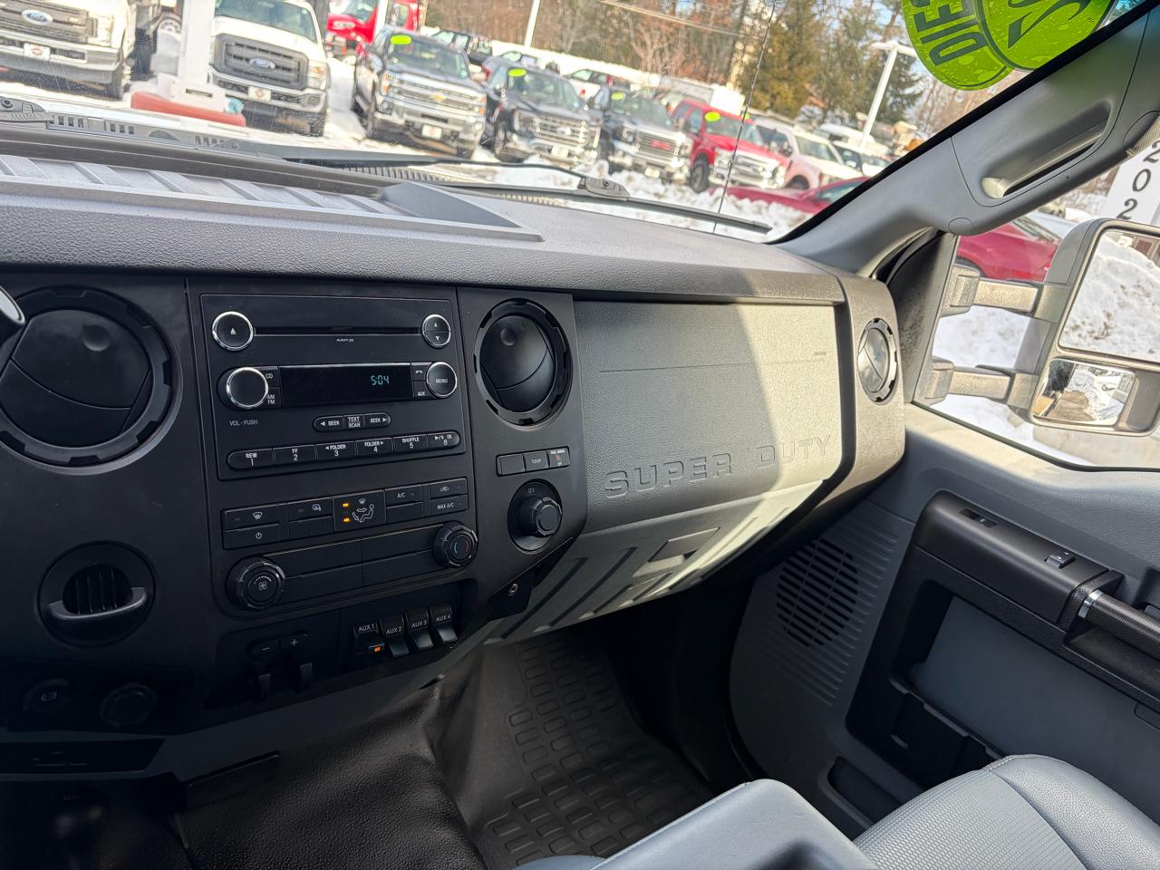 Ford Super Duty F-350 DRW  2015